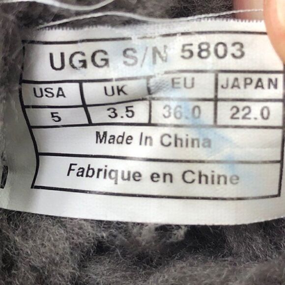 UGG Women's Bailey Button Shearling Boots Grey - Picture 7 of 7
